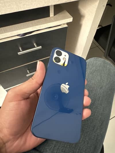 Apple iPhone 12