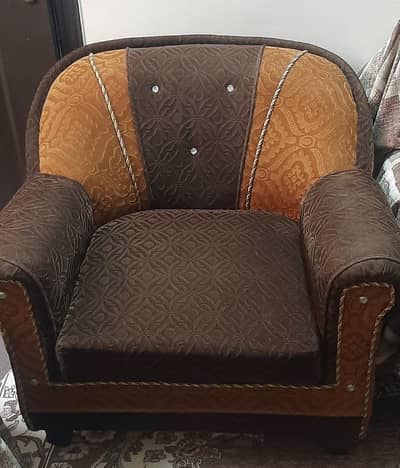 Sofa Set for sale 13000