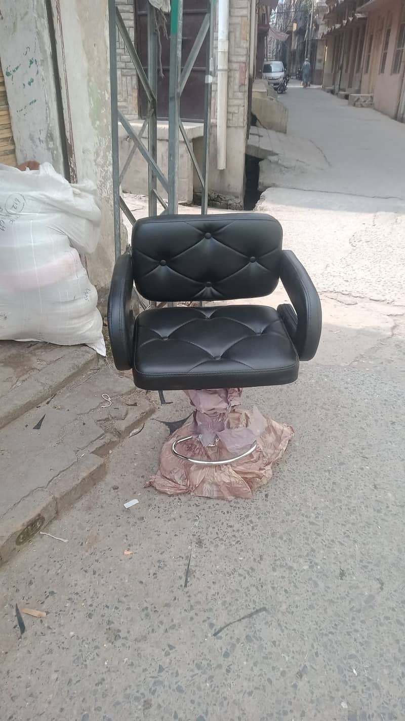 Bar Stools /Cafe Stools / Stools 2