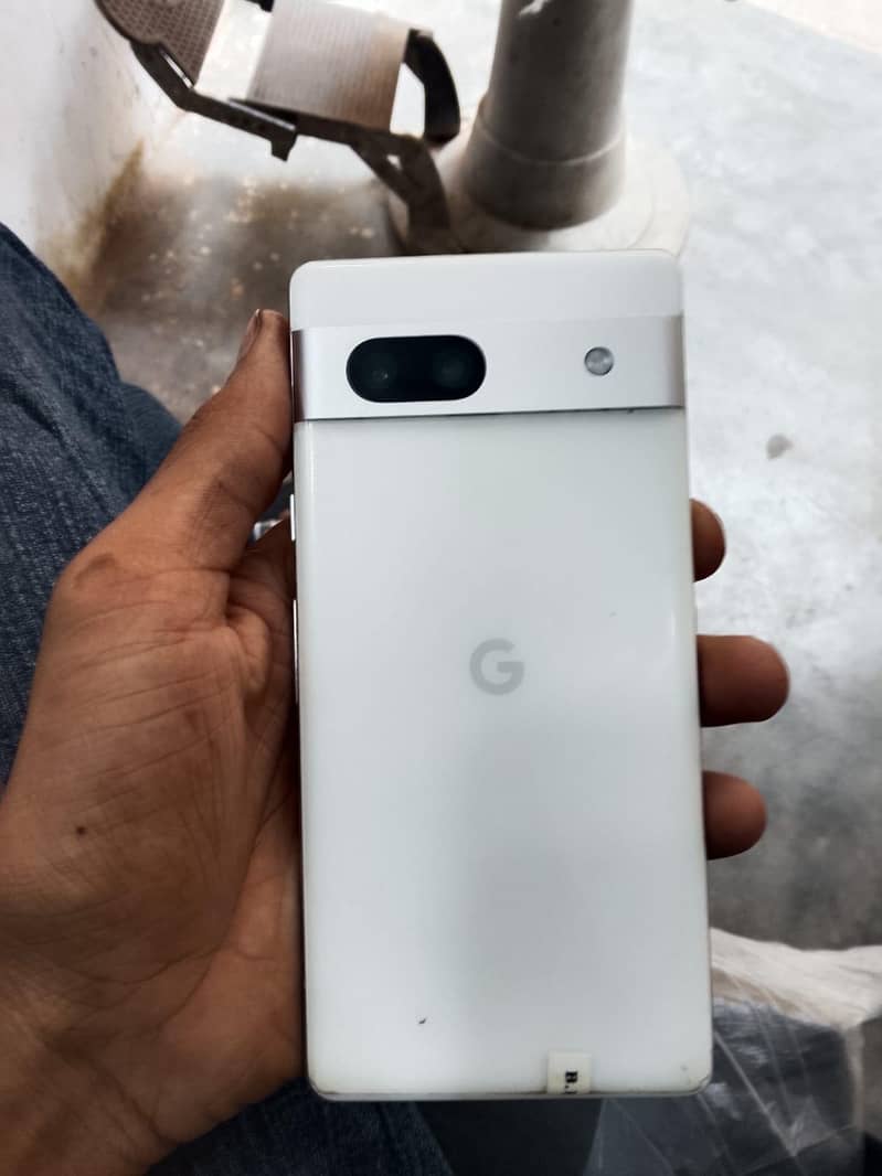 Google Pixel 7a 2