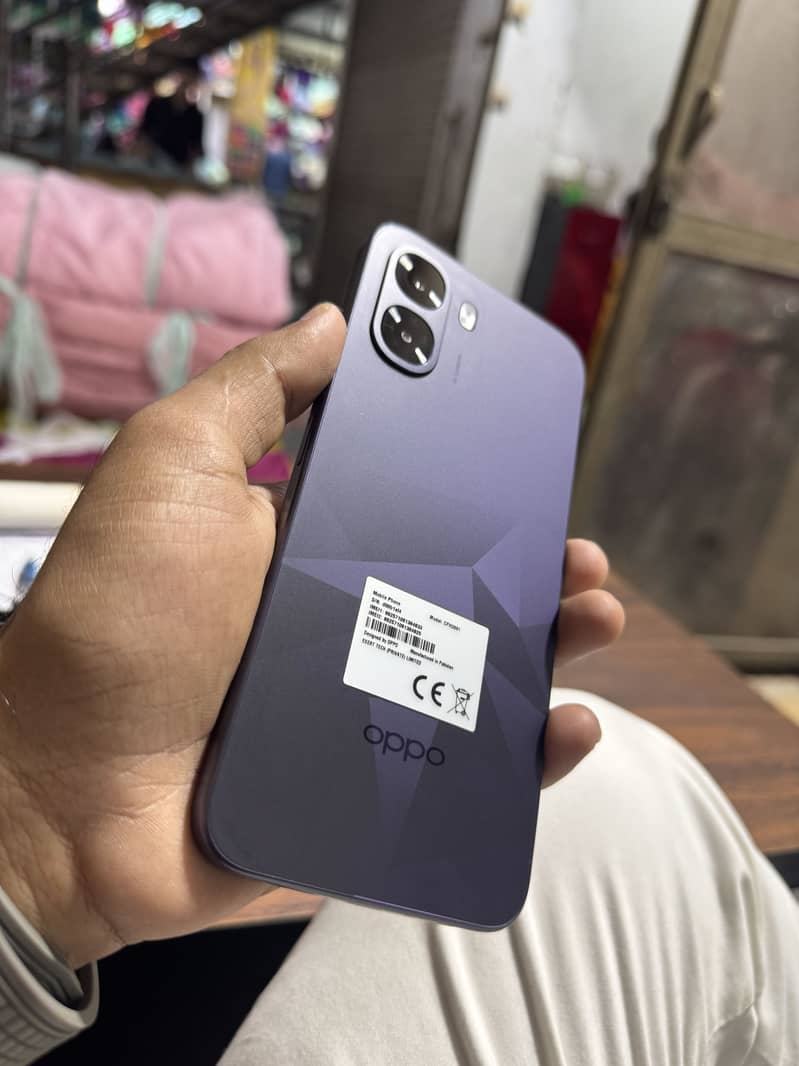OPPO A6k 1