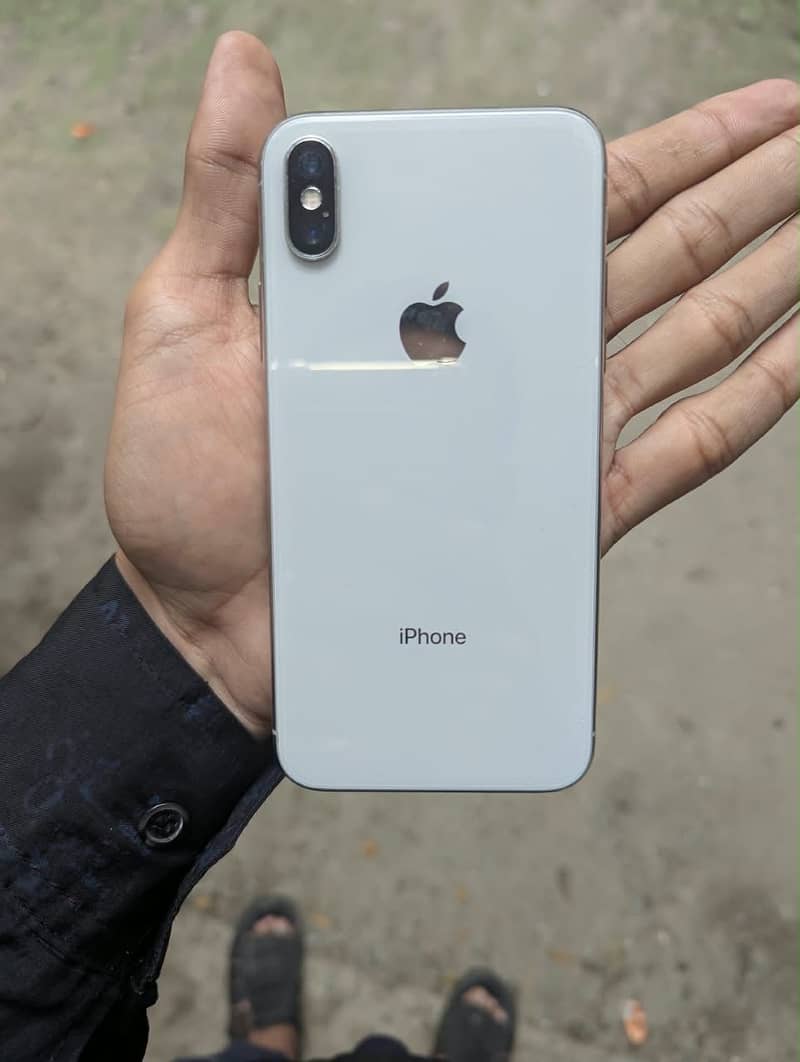 Apple iPhone X 6