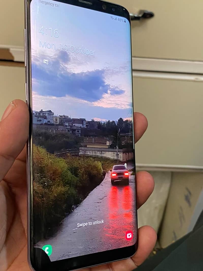 Samsung Mobile S8 Plus 2