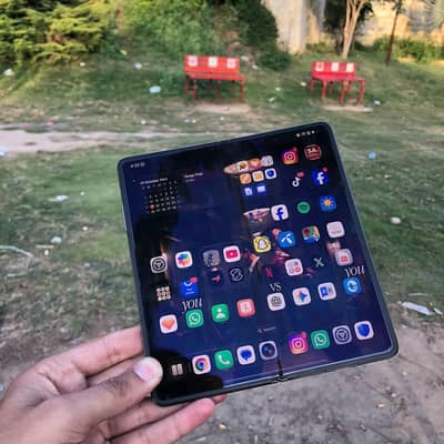 Honor Magic V2 foldable phone 0319/8543/760