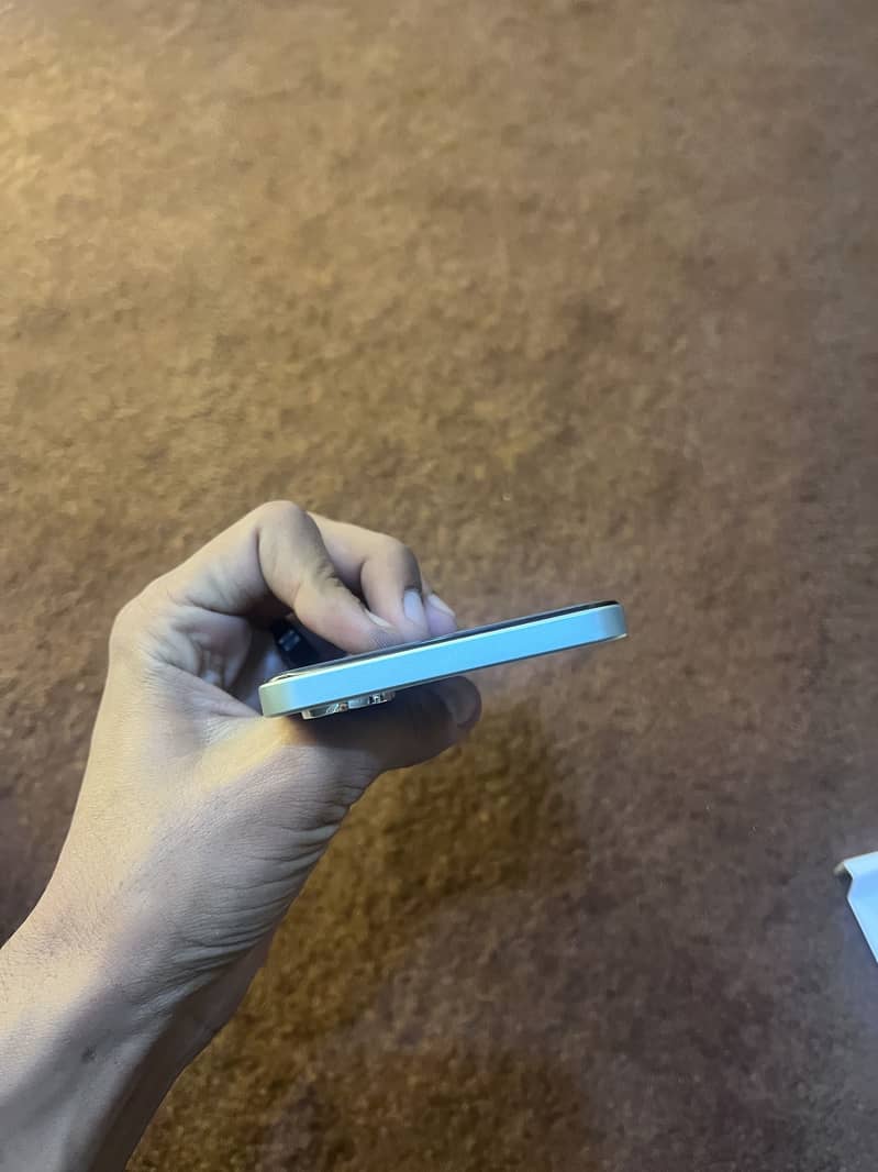 Realme Note 60x 6