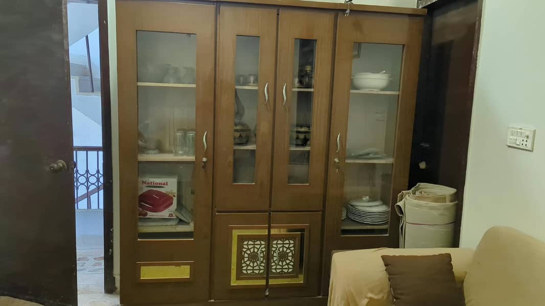 complete bed set (bed, sidetables, wardrobe, divider & dressing table) 8