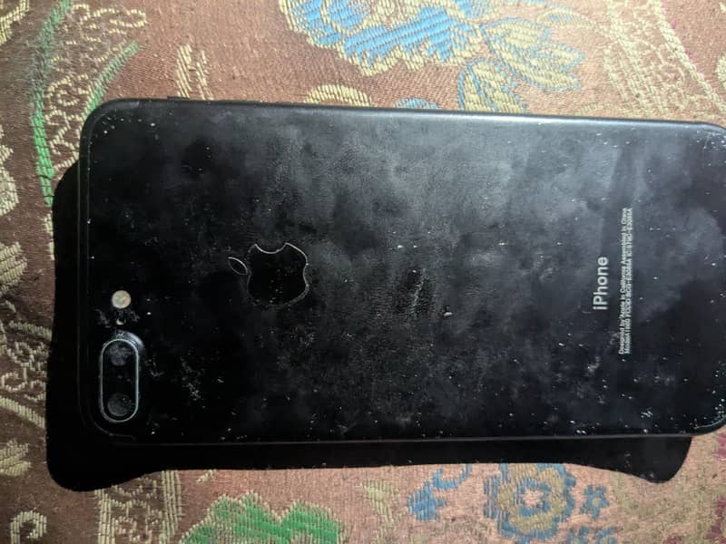 Apple iPhone 7 Plus 1