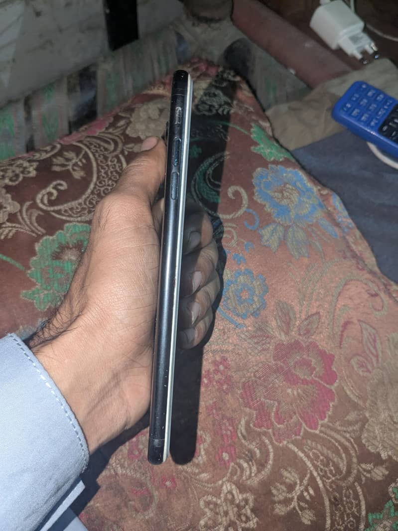 Apple iPhone 7 Plus 3