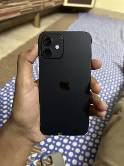 Apple iPhone 12 jv 64 10/10 condition