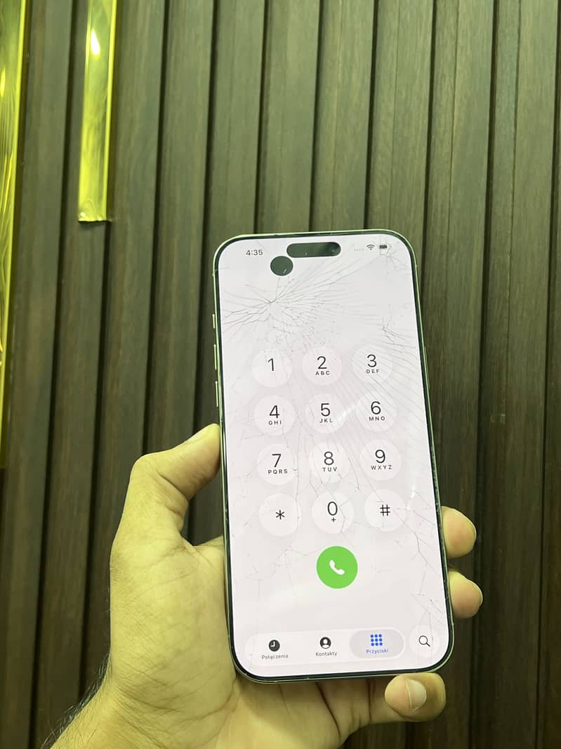 Apple iPhone 16 Pro Max 6