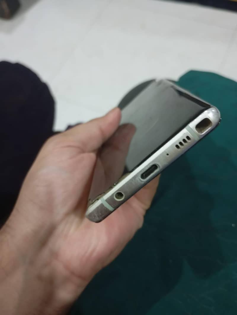 Samsung Mobile Note 9 4