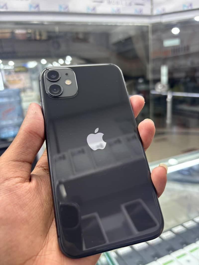 Apple iPhone 11 0