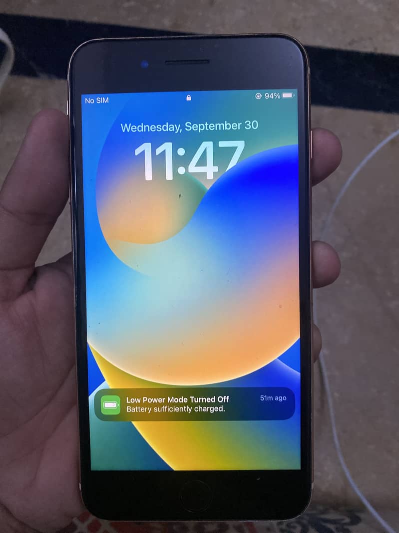 Apple iPhone 8 Plus 0