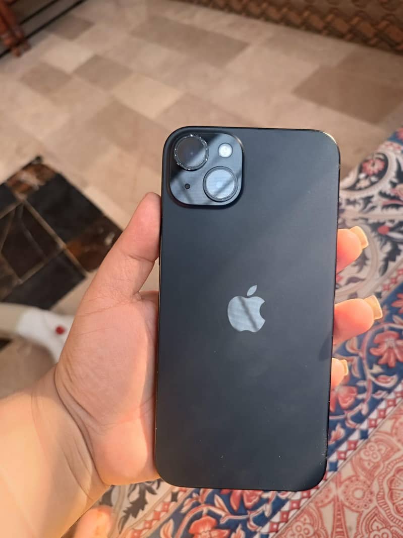 Apple iPhone 15 plus 1
