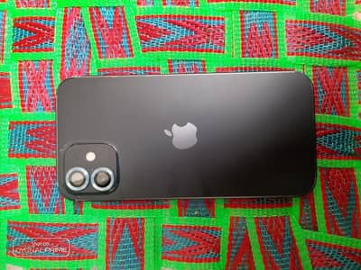Apple iPhone 12