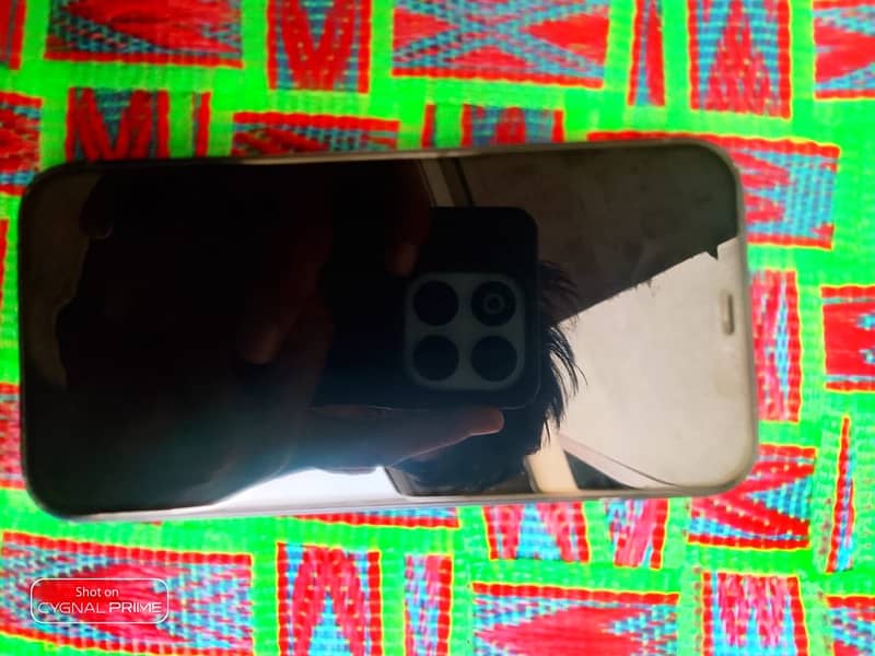 Apple iPhone 12 3