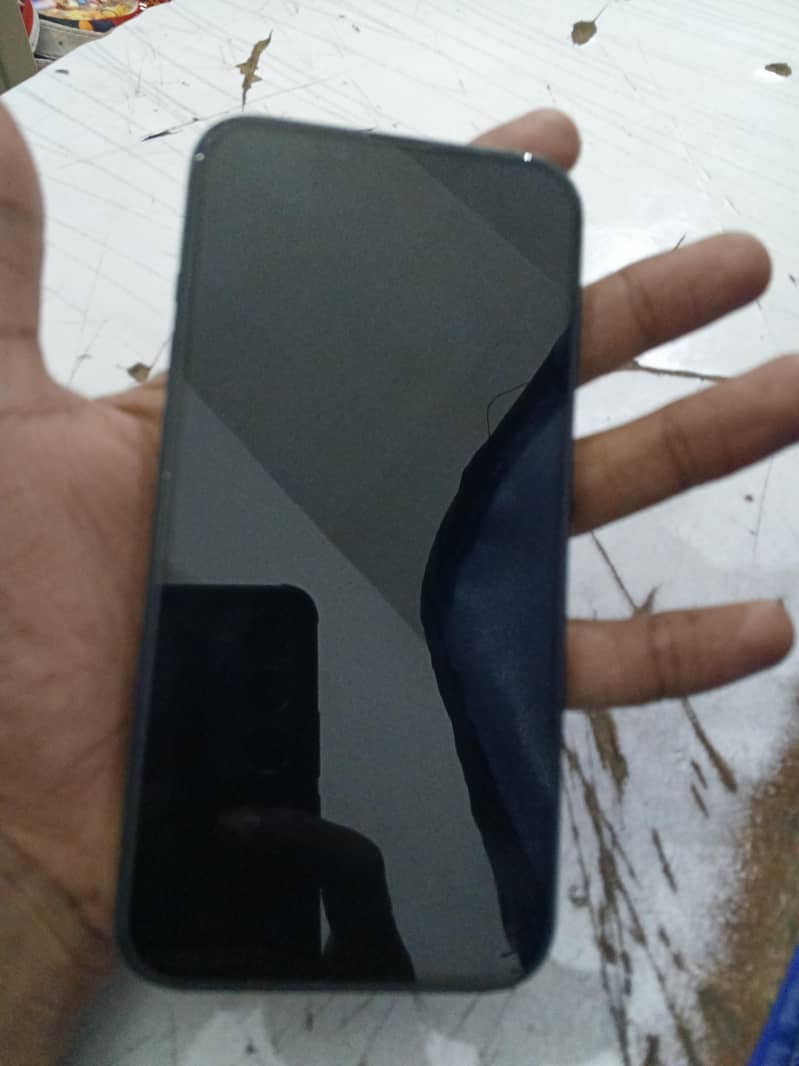 Apple iPhone 13 3