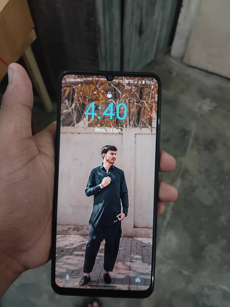 Realme Note 70 0