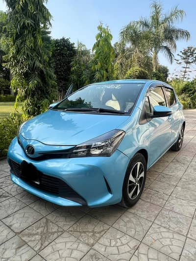 Toyota Vitz 2014