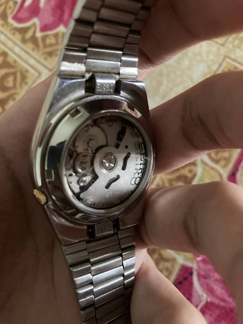 Watch 1