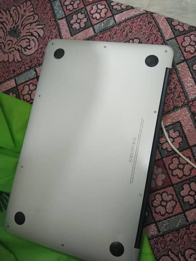MacBook Air Model 2012