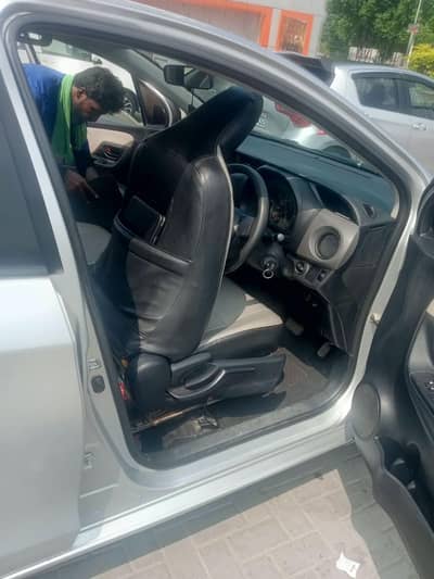 Toyota Vitz 2014