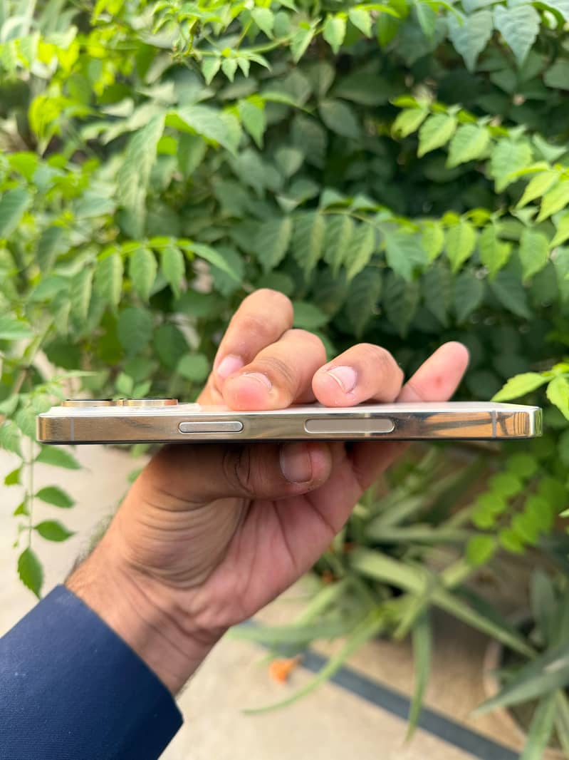 Apple iPhone 14 Pro 5