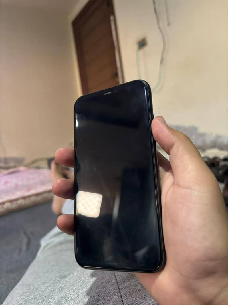 Apple iPhone 11 2