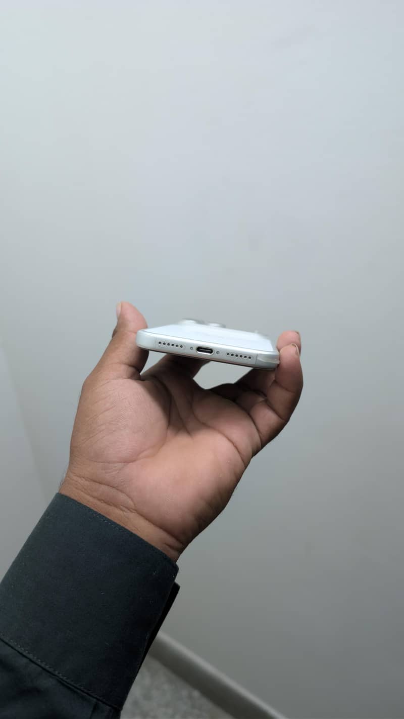 Apple iPhone 17 Pro Max 1