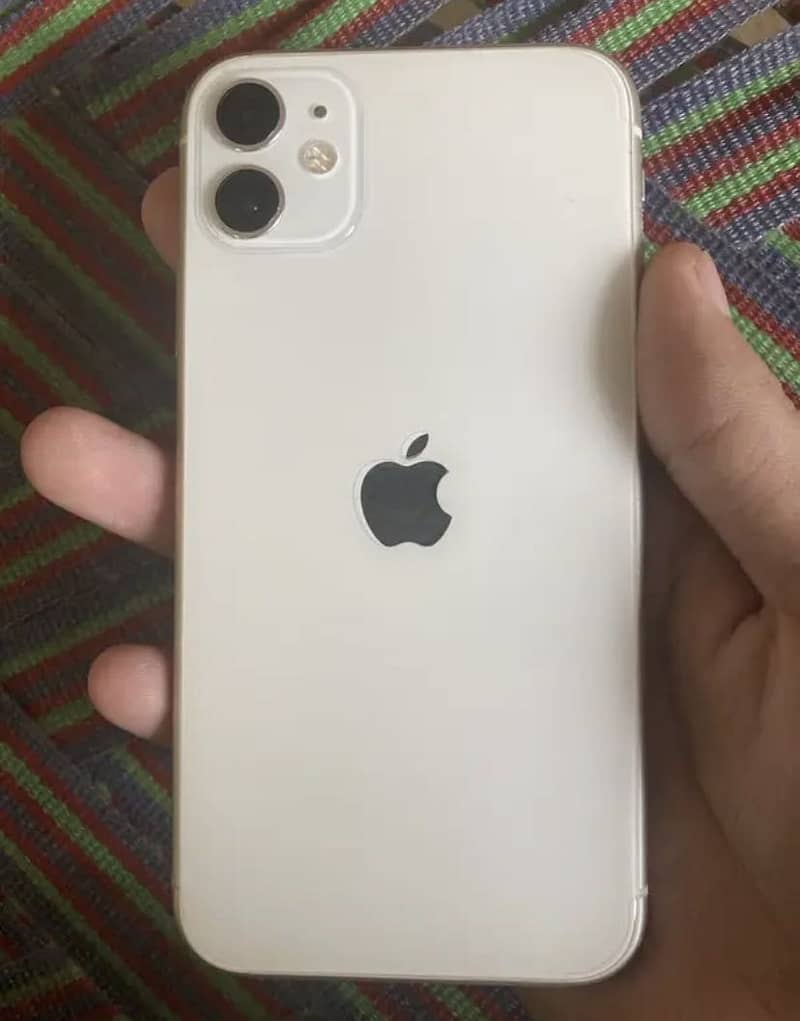 Apple iPhone 11 0