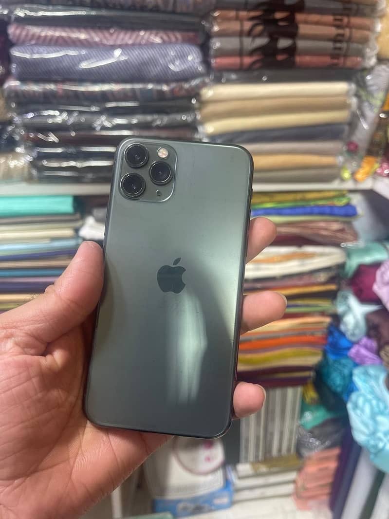 Apple iPhone 11 Pro 1