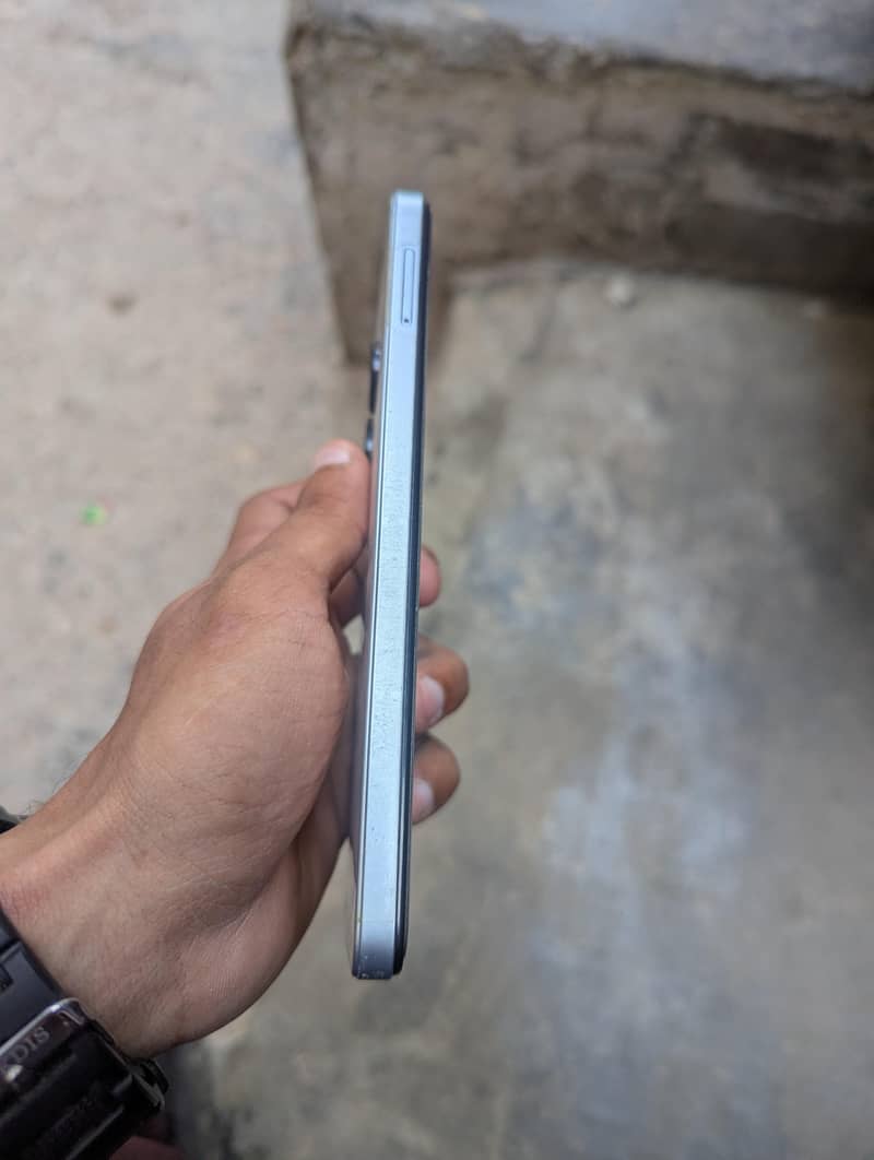 Tecno Spark 20C 4