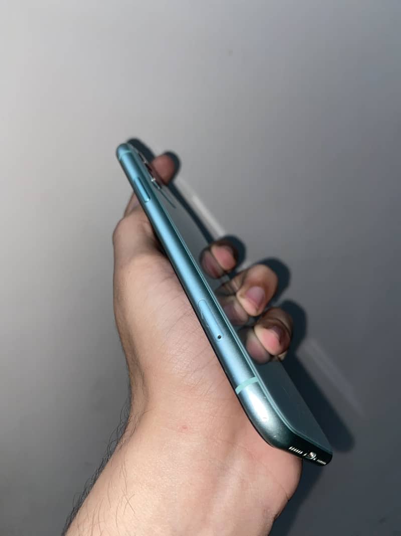 Apple iPhone 11 1