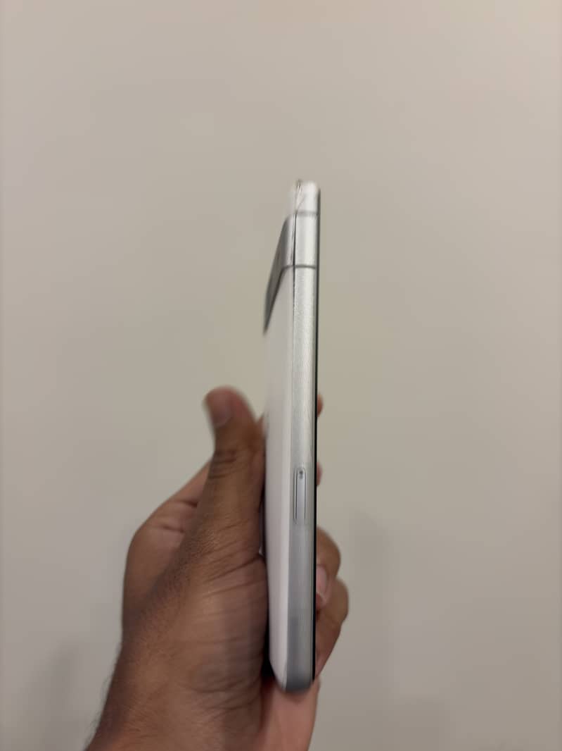 Google Pixel 7a 3