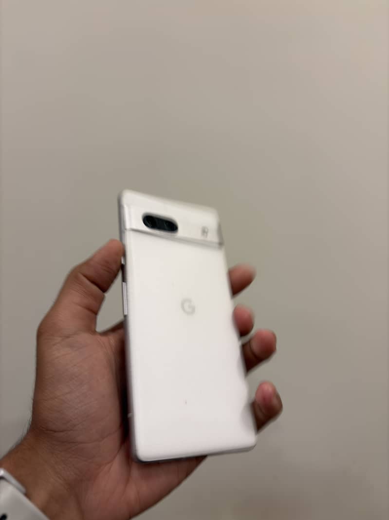 Google Pixel 7a 5