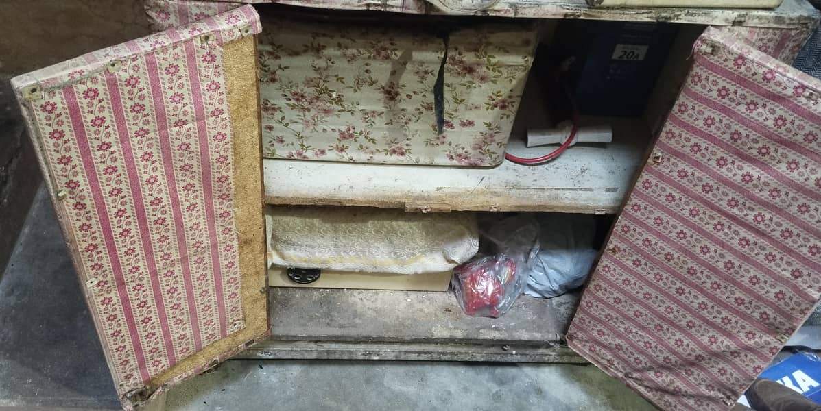 Cupboard 1