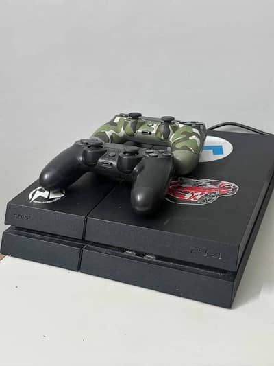 PS4 500 GB 8 digital games including fc 27 latest and GTA v