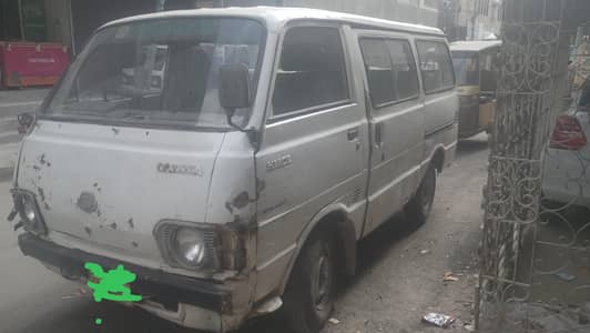 Toyota Hiace for sale diesel engine genuine condition bs lo aur chalao