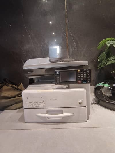 Sparco SP Reco 301 with 110V USA Power Supply