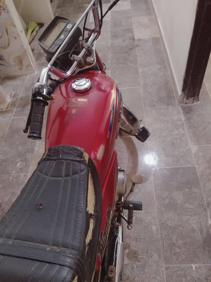 Dhoom 70 Model 2011 3