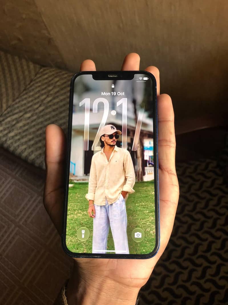 Apple iPhone 12 5