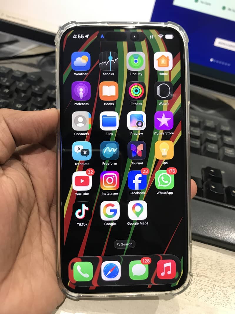 Apple iPhone 15 Pro Max 0