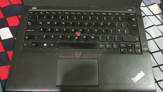 Lenovo ThinkPad Core i5 6th Gen ( Laptop for sale )