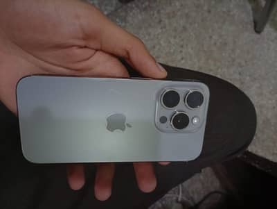 Apple iPhone 15 Pro jv