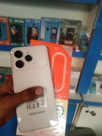Tecno spark 40 7 months warranty 12 gb ram 128 gb memory