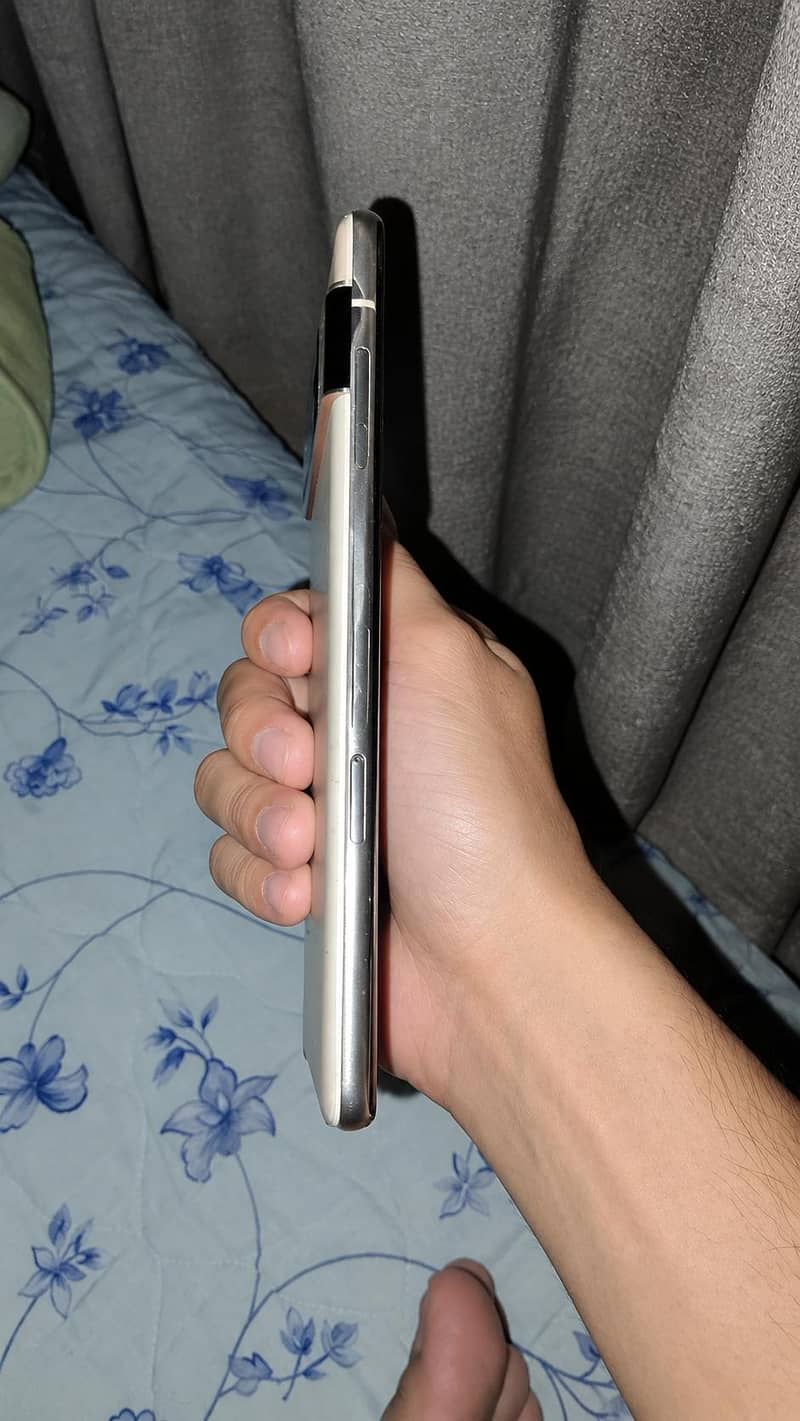 Google Pixel 6 Pro 2