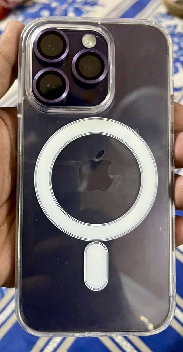 Apple iPhone 14 Pro 0