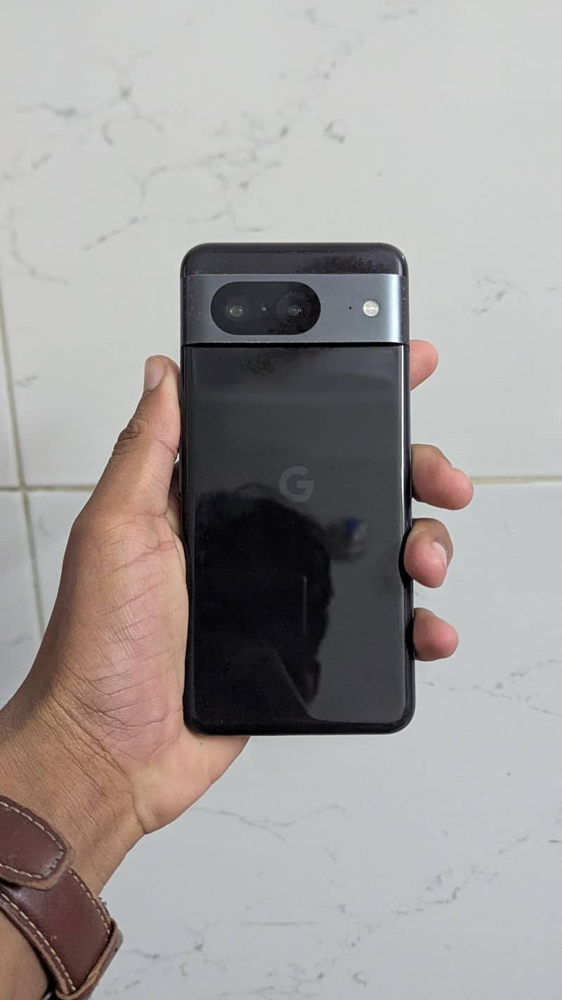 Google Pixel 8 6