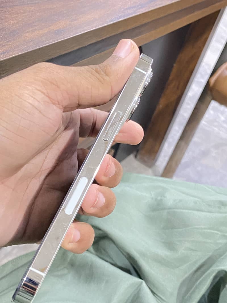 Apple iPhone 13 Pro 5