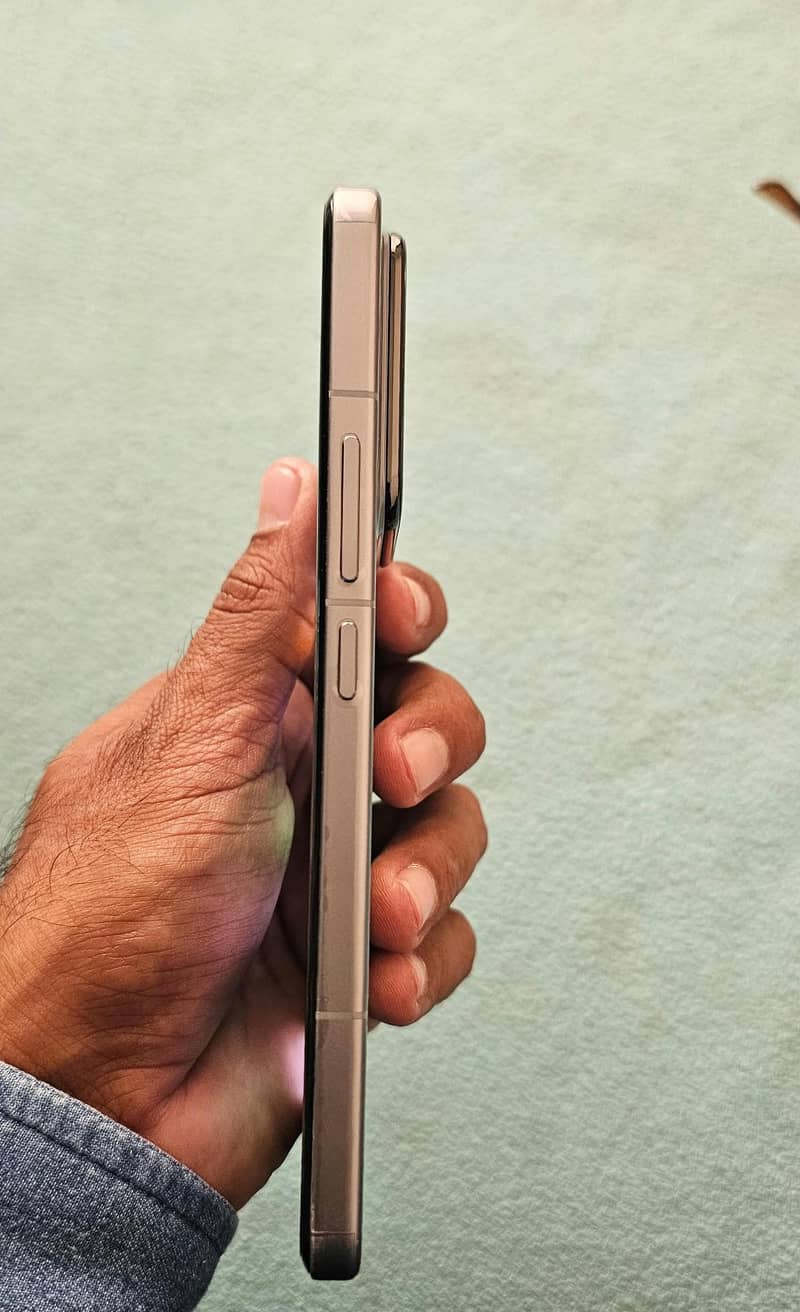 Xiaomi 15 Pro 5